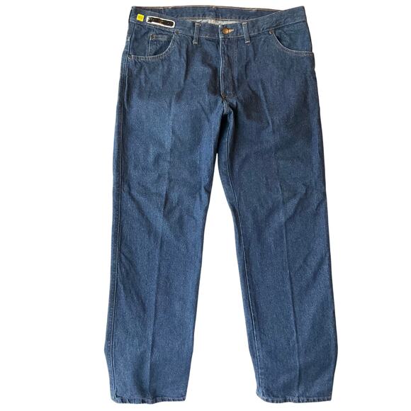 AmeriPride Services Men’s Denim Strains Leg Jeans size 38 x 32, Blue - Picture 1 of 11